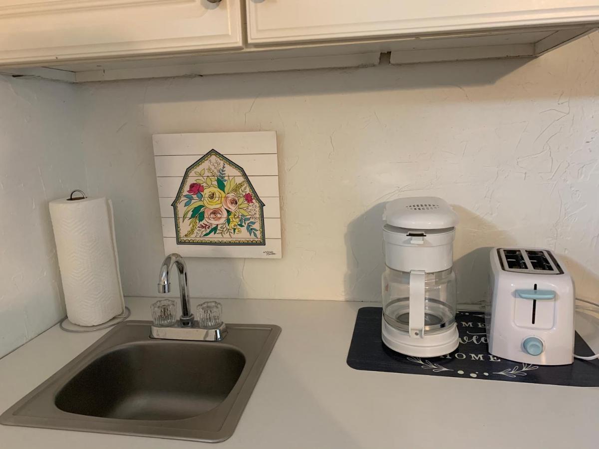 Cozy Studio Only 10 Minutes By Car Of Siesta Key Sarasota Exterior foto